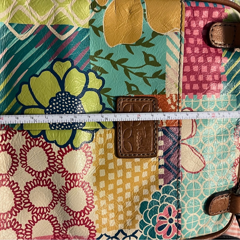 EUC Fossil floral patchwork leather crossbody bag - Picture 13 of 15